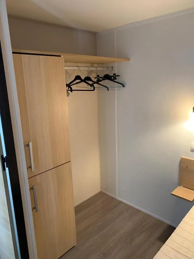 Campsite Mobilhome Dans Residence Ruoms