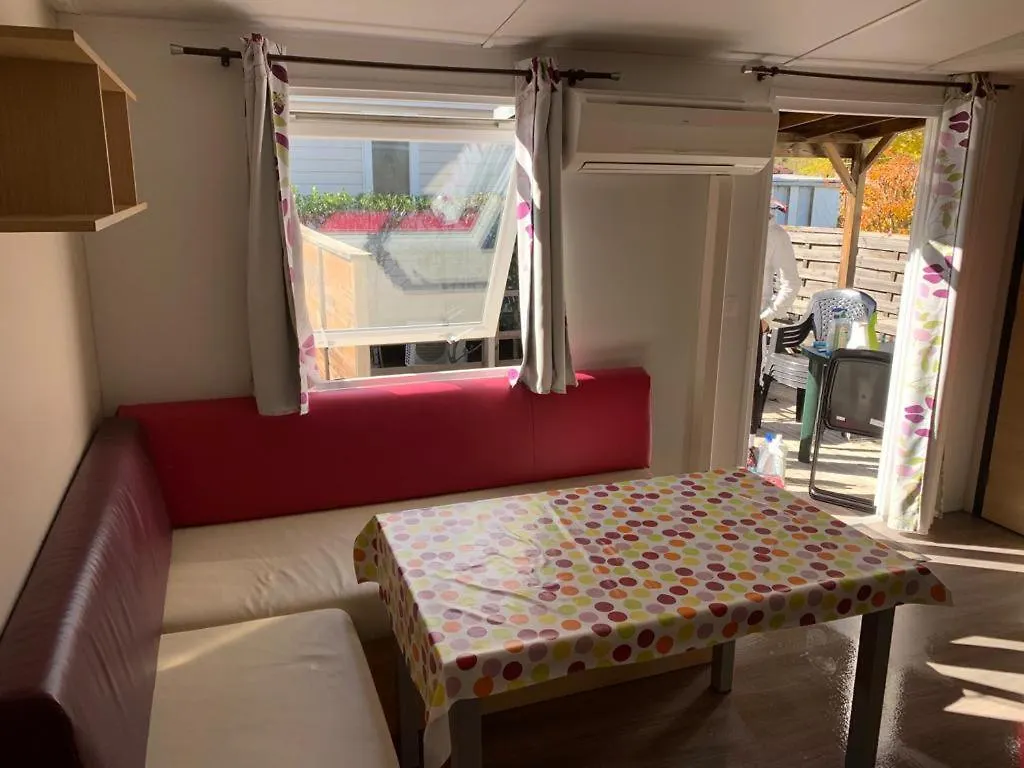 Mobilhome Dans Residence Ruoms Campsite